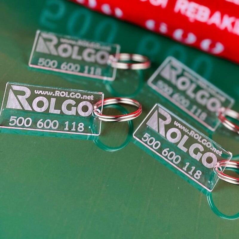 Plexiglass keychain + engraving of any shape of the keychain LOGO