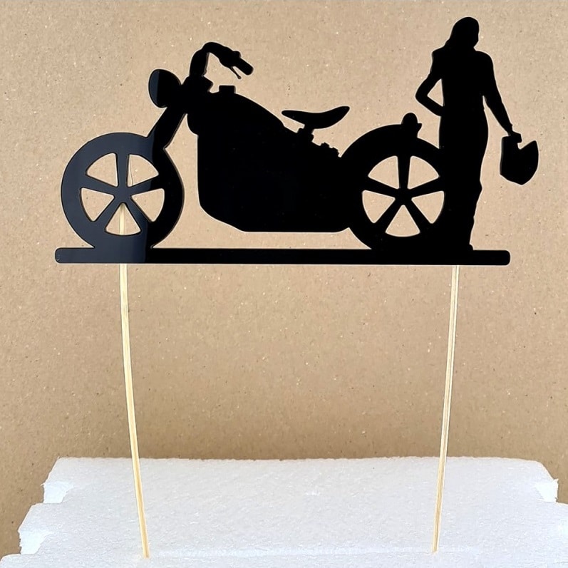 Black Plexiglass Topper on a Toothpick Bouquet Cake Decoration